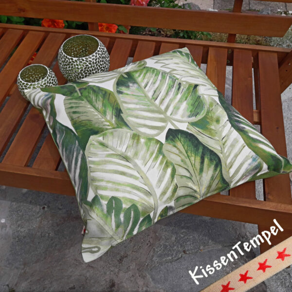 Kissen Aloha Motiv Dschungel Jungle Blätter Botanik grün weiss creme