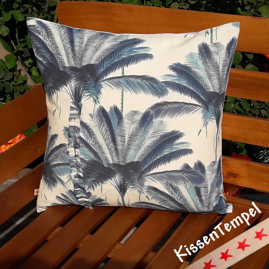 Kissen "Blue Palm", 50x50 cm, Design-Kissenbezug, Baumwolle, Palmen, Meer, Tropisch, blau türkis