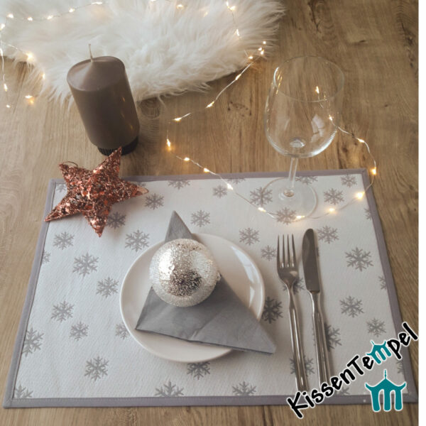 Winter-Tischset "Snow" grau , weiß, mit Schneeflocken für Advent, Winter und Weihnachten