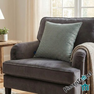 Edler KissenBezug "Leonard" aus hochwertigem Jacquard in silber und smaragdgrün