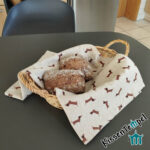 Geschirrtuch "Dackel" als Brotkorbeinlage