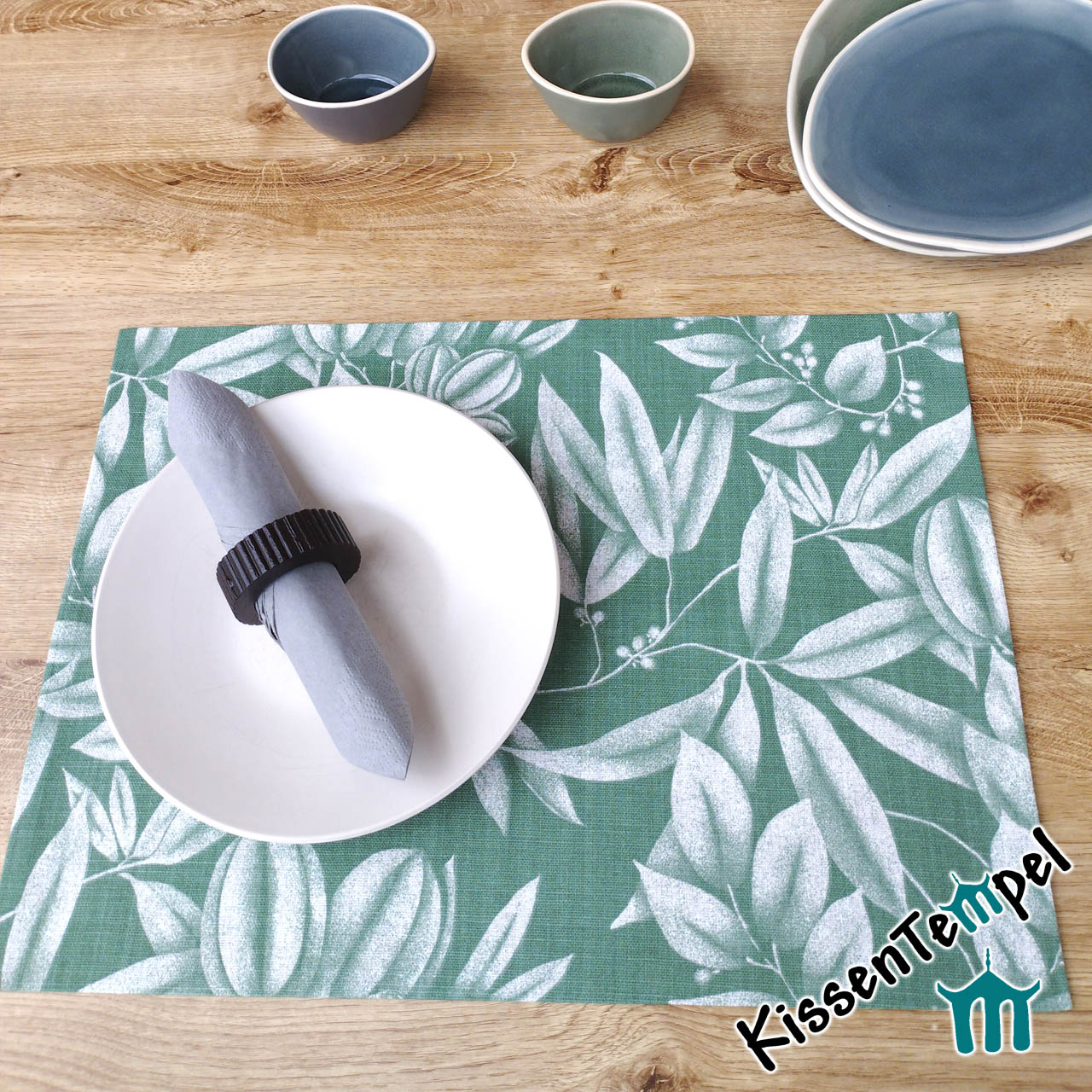 Modern Nature Tischsets "Green Harmony" | KissenTempel