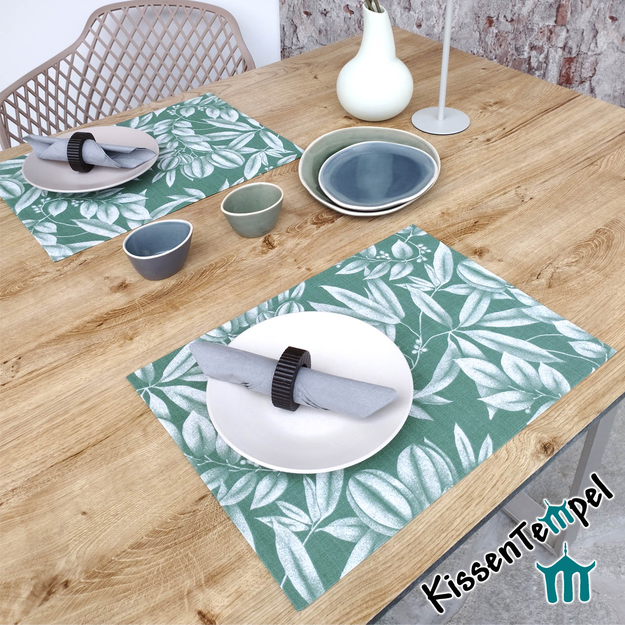 Modern Nature Tischsets "Green Harmony" | KissenTempel